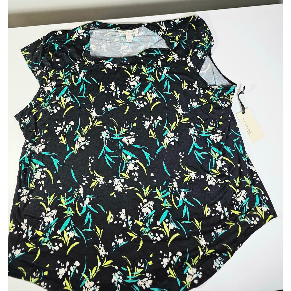 EMALINE WOMAN Floral Print Black Green White Short Sleeve Top Plus Size 2X - Picture 2 of 8